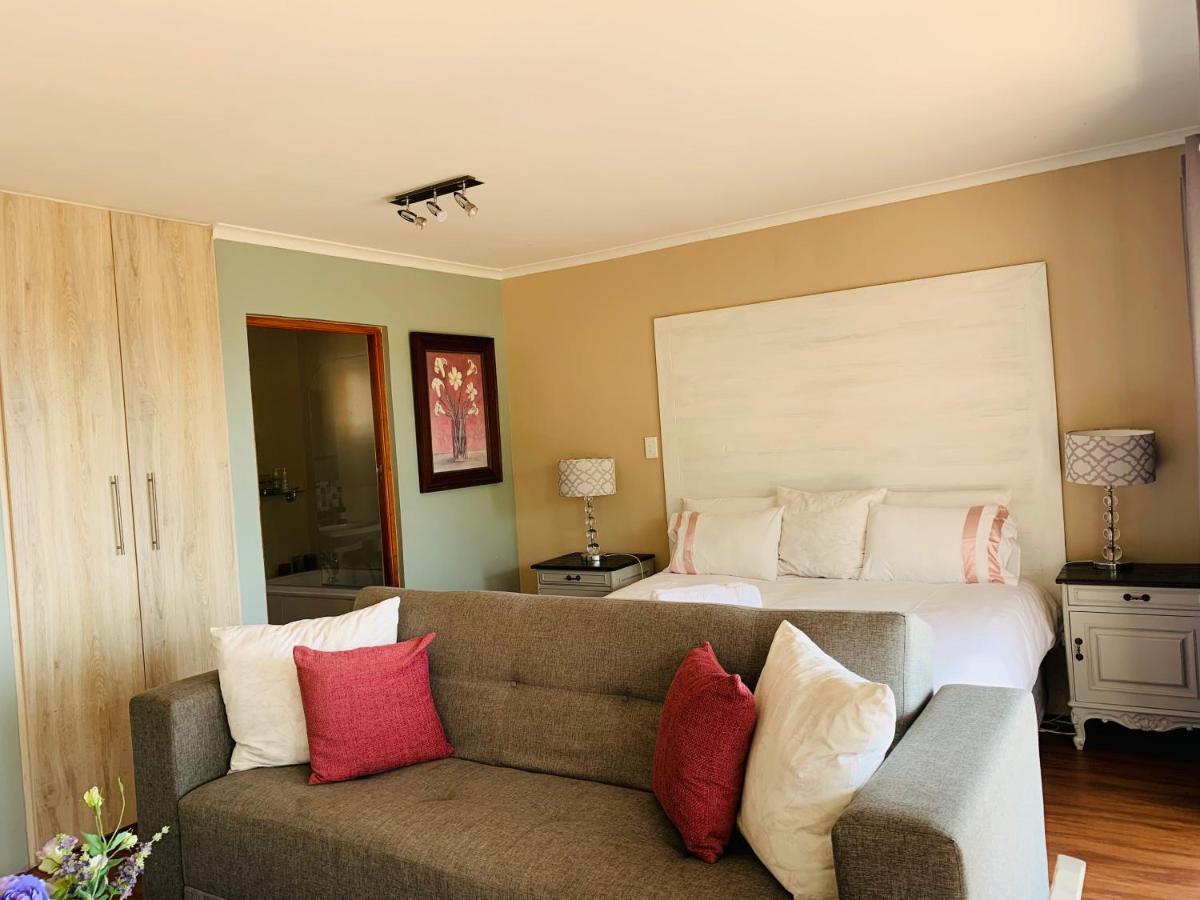 Bokamoso Views Bed & Breakfast Rustenburg Exterior photo